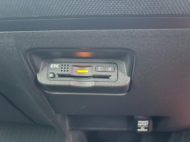 フリード Ｇ　ジャストセレクション　平成２７年式　走行距離５７０００キロ　ナビ　バックカメラ　ワンセグＴＶ　両側電動スライドドア　Ｂｌｕｅｔｏｏｔｈオーディオ　ＥＴＣ　スマートキー　社外アルミ　３列シート６人乗り（39枚目）