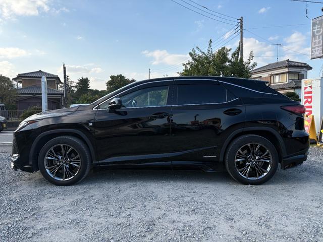 ＲＸ ＲＸ４５０ｈ　Ｆスポーツ　令和３年式　車検令和８年８月　走行距離４５５００キロ　パノラマルーフ　全周囲カメラ　ナビ　　３眼ＬＥＤヘッドライト　シートエアコン　パワーバックドア　純正２０インチアルミ　ＥＴＣ２．０　修復歴無し（8枚目）