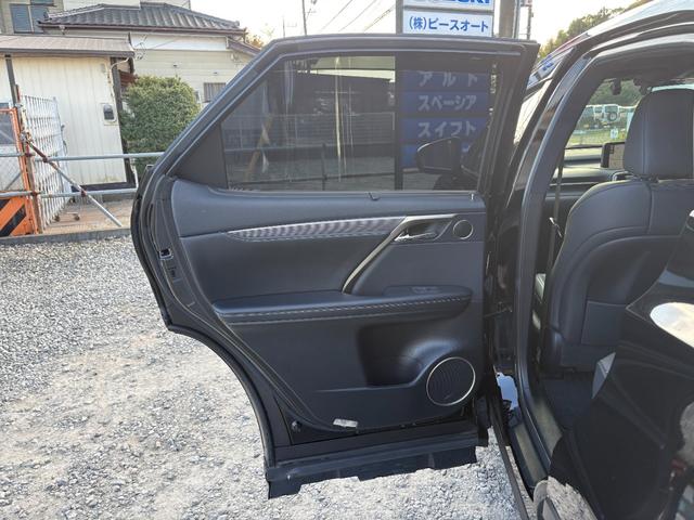 ＲＸ ＲＸ４５０ｈ　Ｆスポーツ　令和３年式　車検令和８年８月　走行距離４５５００キロ　パノラマルーフ　全周囲カメラ　ナビ　　３眼ＬＥＤヘッドライト　シートエアコン　パワーバックドア　純正２０インチアルミ　ＥＴＣ２．０　修復歴無し（26枚目）