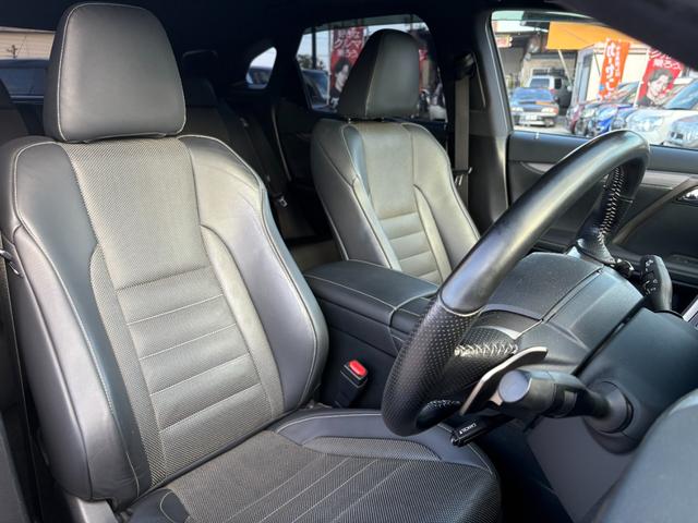 ＲＸ ＲＸ４５０ｈ　Ｆスポーツ　令和３年式　車検令和８年８月　走行距離４５５００キロ　パノラマルーフ　全周囲カメラ　ナビ　　３眼ＬＥＤヘッドライト　シートエアコン　パワーバックドア　純正２０インチアルミ　ＥＴＣ２．０　修復歴無し（31枚目）
