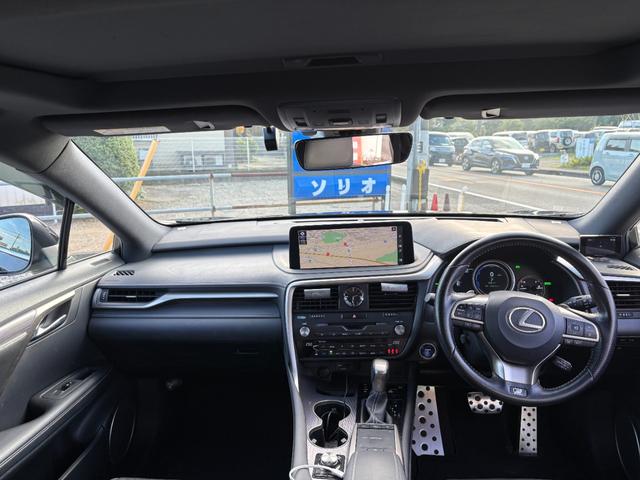 ＲＸ ＲＸ４５０ｈ　Ｆスポーツ　令和３年式　車検令和８年８月　走行距離４５５００キロ　パノラマルーフ　全周囲カメラ　ナビ　　３眼ＬＥＤヘッドライト　シートエアコン　パワーバックドア　純正２０インチアルミ　ＥＴＣ２．０　修復歴無し（32枚目）