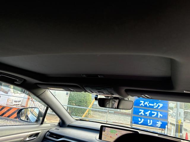 ＲＸ ＲＸ４５０ｈ　Ｆスポーツ　令和３年式　車検令和８年８月　走行距離４５５００キロ　パノラマルーフ　全周囲カメラ　ナビ　　３眼ＬＥＤヘッドライト　シートエアコン　パワーバックドア　純正２０インチアルミ　ＥＴＣ２．０　修復歴無し（33枚目）