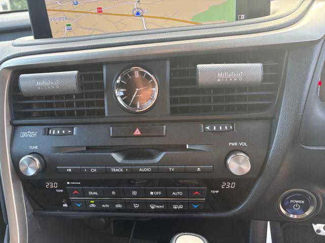 ＲＸ ＲＸ４５０ｈ　Ｆスポーツ　令和３年式　車検令和８年８月　走行距離４５５００キロ　パノラマルーフ　全周囲カメラ　ナビ　　３眼ＬＥＤヘッドライト　シートエアコン　パワーバックドア　純正２０インチアルミ　ＥＴＣ２．０　修復歴無し（39枚目）