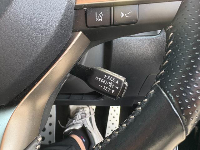 ＲＸ ＲＸ４５０ｈ　Ｆスポーツ　令和３年式　車検令和８年８月　走行距離４５５００キロ　パノラマルーフ　全周囲カメラ　ナビ　　３眼ＬＥＤヘッドライト　シートエアコン　パワーバックドア　純正２０インチアルミ　ＥＴＣ２．０　修復歴無し（45枚目）