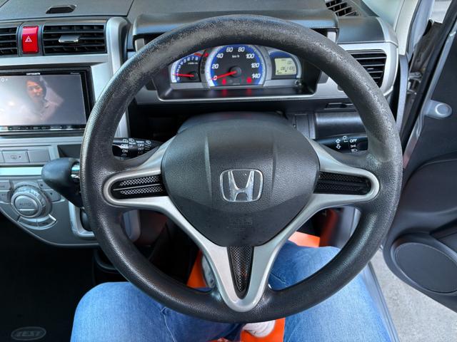 車の保険は買ったところで加入するのがベストです！保険に関しても安心してお任せください。不慮の事故の際も心を込めて修理を進めてまいります！