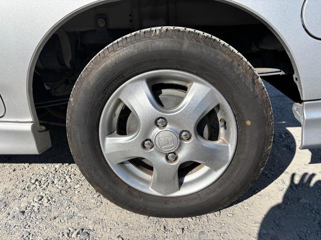 バモス Ｌ　平成２３年式　車検令和８年１１月　走行距離４００００キロ　オートマ　２ＷＤ　純正アルミ　キーレス　パワーウインドウ　ライトレベライザー　フルフラットシート　Ｗエアバッグ　衝突安全ボディ（15枚目）