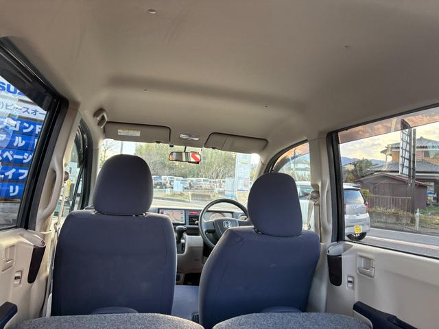 ���D�݂̂P������q�l���g�̖ڂł��I�щ������B�ԗ��ɂ���Ă̕Ȃ�����͐�C�̃X�^�b�t�܂ł��C�y�ɂ����k�������B��ɂ��q�l�̃j�[�Y�ɂ������o����悤�ɁA���L���W�������̍݌ɂ���葵���Ă���܂��B