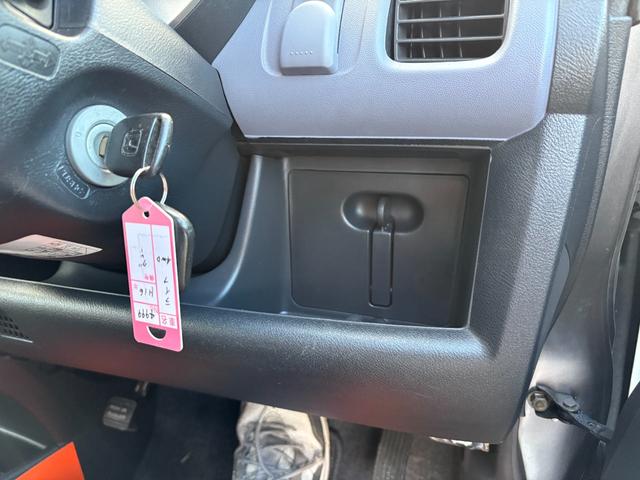 ���Ђ́A���q���܂̃j�[�Y�ɂ������o����悤�A�L�x�ȎԎ����葵���Ă���܂��I����芷���̍ۂ��A����A��낵�����肢�������܂��B