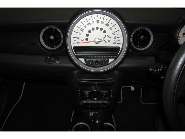 クーパーS 最終後期型 禁煙車 純正ブラック17AW ETC 前後ドライブレコーダー アディショナルヘッドライト アームレスト タイヤ4本新品 フロントブレーキローター&ブレーキパット新品 キーレス バイキセノン(22枚目)
