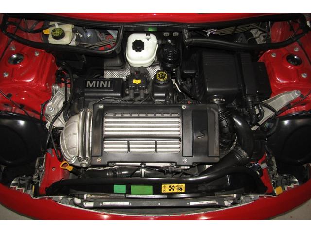 ＭＩＮＩ クーパーＳ　最終後期型　整備点検記録簿完備　禁煙車　消耗品交換実施　クーパーＳ　６速ＡＴ　アディショナルヘッドライト　リヤセンサー　３本スポークステアリング　ＨＤＤナビ　ＣＤ・ＤＶＤ再生　バックカメラ　ＥＴＣ（31枚目）