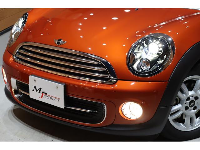 ＭＩＮＩ クーパー　最終後期型　１オーナー　禁煙車　屋根下保管車　毎年ディーラー整備（記録簿１０枚）　ＨＤＤナビＴＶ　Ｂｌｕｅｔｏｏｔｈ接続　タイヤ新品　インナーブラックのバイキセノンヘッドライト　ＥＴＣ　オートライト（27枚目）