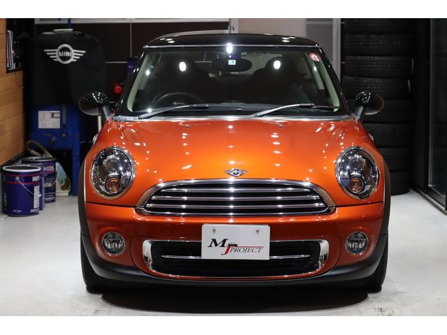 ＭＩＮＩ クーパー　最終後期型　１オーナー　禁煙車　屋根下保管車　毎年ディーラー整備（記録簿１０枚）　ＨＤＤナビＴＶ　Ｂｌｕｅｔｏｏｔｈ接続　タイヤ新品　インナーブラックのバイキセノンヘッドライト　ＥＴＣ　オートライト（33枚目）