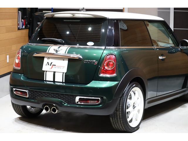 ＭＩＮＩ クーパーＳ　最終後期型　禁煙車　アディショナルヘッドライト　クロームラインエクステリア＆インテリア　アームレスト　前後ドライブレコーダー　ＥＴＣ　ＷＯＲＫ製１７ＡＷ　ＫＯＮＩ製ショックアブソーバー４本交換済（40枚目）