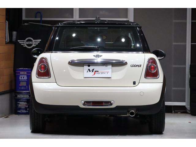 ＭＩＮＩ クーパー　最終後期型　禁煙車　前回車検整備ＭＩＮＩディーラー　オプションクロームラインエクステリア＆インテリア　オプションバイキセノンヘッドライト　ＨＤＤナビＴＶ　Ｂｌｕｅｔｏｏｔオーディオ　バックカメラＥＴＣ（46枚目）