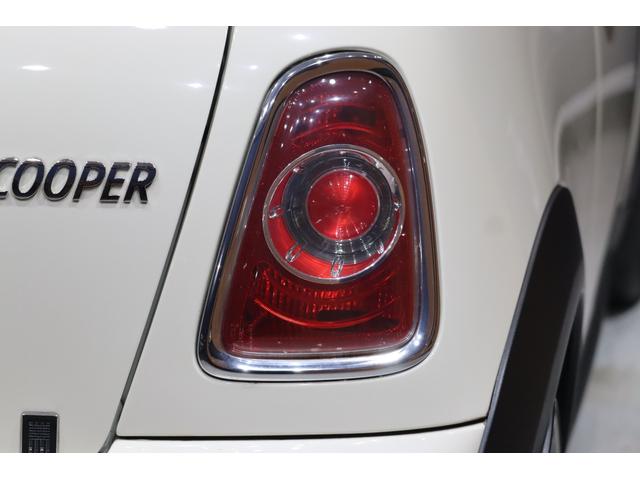 ＭＩＮＩ クーパー　最終後期型　禁煙車　前回車検整備ＭＩＮＩディーラー　オプションクロームラインエクステリア＆インテリア　オプションバイキセノンヘッドライト　ＨＤＤナビＴＶ　Ｂｌｕｅｔｏｏｔオーディオ　バックカメラＥＴＣ（48枚目）