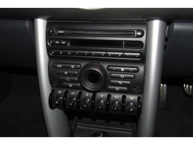 ＭＩＮＩ クーパーＳ　後期型　６速ＭＴ　１オーナー　禁煙車　天張り張り替済み　マフラー　１７ＡＷ　ＥＴＣ　タイヤ４本新品　フロント・コートテクトガラス交換済み　ヘッドライト磨き＆クリア塗装済み　消耗部品＆対策部品交換済み（23枚目）