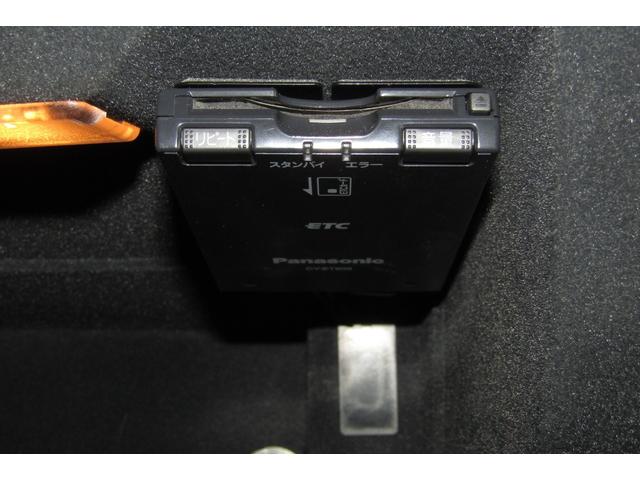ＭＩＮＩ クーパーＳ　後期型　６速ＭＴ　１オーナー　禁煙車　天張り張り替済み　マフラー　１７ＡＷ　ＥＴＣ　タイヤ４本新品　フロント・コートテクトガラス交換済み　ヘッドライト磨き＆クリア塗装済み　消耗部品＆対策部品交換済み（24枚目）