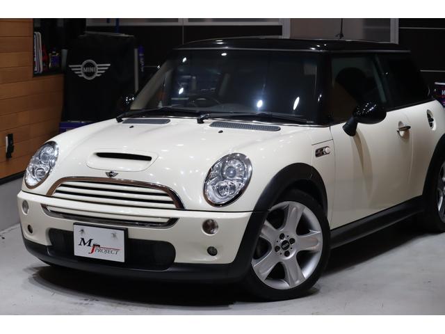 ＭＩＮＩ クーパーＳ　後期型　６速ＭＴ　１オーナー　禁煙車　天張り張り替済み　マフラー　１７ＡＷ　ＥＴＣ　タイヤ４本新品　フロント・コートテクトガラス交換済み　ヘッドライト磨き＆クリア塗装済み　消耗部品＆対策部品交換済み（31枚目）