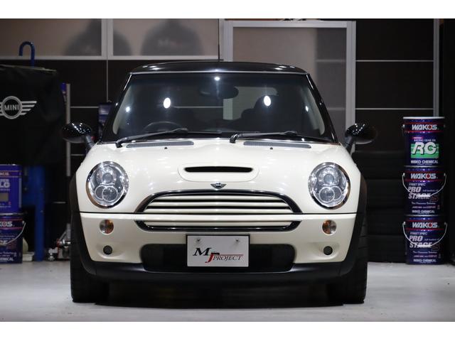 ＭＩＮＩ クーパーＳ　後期型　６速ＭＴ　１オーナー　禁煙車　天張り張り替済み　マフラー　１７ＡＷ　ＥＴＣ　タイヤ４本新品　フロント・コートテクトガラス交換済み　ヘッドライト磨き＆クリア塗装済み　消耗部品＆対策部品交換済み（39枚目）
