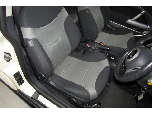 ＭＩＮＩ クーパーＳ　後期型　６速ＭＴ　１オーナー　禁煙車　天張り張り替済み　マフラー　１７ＡＷ　ＥＴＣ　タイヤ４本新品　フロント・コートテクトガラス交換済み　ヘッドライト磨き＆クリア塗装済み　消耗部品＆対策部品交換済み（43枚目）