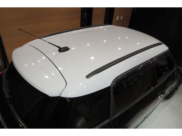ＭＩＮＩ ジョンクーパーワークス　クロスオーバー　オックスフォードグリーン　カロッツェリアナビ・フルセグＴＶ・Ｂｌｕｅｔｏｏｔオーディオ・バックカメラ・　ＣＤ・ＤＶＤ・ＳＤ　ＥＴＣ　前後ドライブレコーダー　アームレスト　スポーツボタン　ドアバイザー（59枚目）