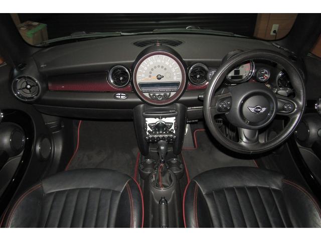 MINI クーパーS クラブマン ハンプトン 特別限定車ハンプトン 本革シートヒーター ディーラー整備車両 アディショナルヘッドライト マルチファンクション オートクルーズ ETC 車高調 マフラー 追加メーター ボンネットステッカー張替済み(11枚目)