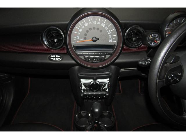 MINI クーパーS クラブマン ハンプトン 特別限定車ハンプトン 本革シートヒーター ディーラー整備車両 アディショナルヘッドライト マルチファンクション オートクルーズ ETC 車高調 マフラー 追加メーター ボンネットステッカー張替済み(25枚目)