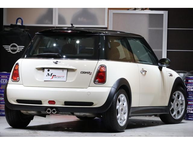 MINI クーパーS R53最終後期型 1オーナー 禁煙車 HDDナビ バックカメラ 360°撮影対応2カメラドライブレコーダー ETC 天張り張替 ヘッドライトレンズ磨き&クリア塗装済 消耗部品&対策部品交換実施(8枚目)