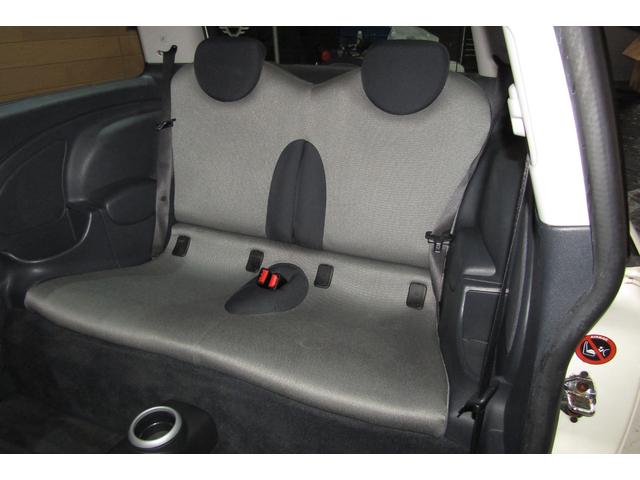 MINI クーパーS R53最終後期型 1オーナー 禁煙車 HDDナビ バックカメラ 360°撮影対応2カメラドライブレコーダー ETC 天張り張替 ヘッドライトレンズ磨き&クリア塗装済 消耗部品&対策部品交換実施(13枚目)