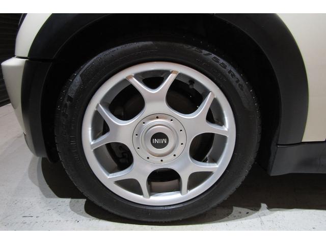 MINI クーパーS R53最終後期型 1オーナー 禁煙車 HDDナビ バックカメラ 360°撮影対応2カメラドライブレコーダー ETC 天張り張替 ヘッドライトレンズ磨き&クリア塗装済 消耗部品&対策部品交換実施(31枚目)