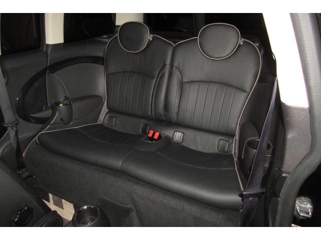 MINI クーパーS クラブマン R55最終後期型 特別限定車ボンドストリート 禁煙車 本革シート シートヒーター ナビTV ETC オートライト オートワイパー ボンネットステッカー新品張替 タイヤ4本新品 消耗部品交換実施(13枚目)