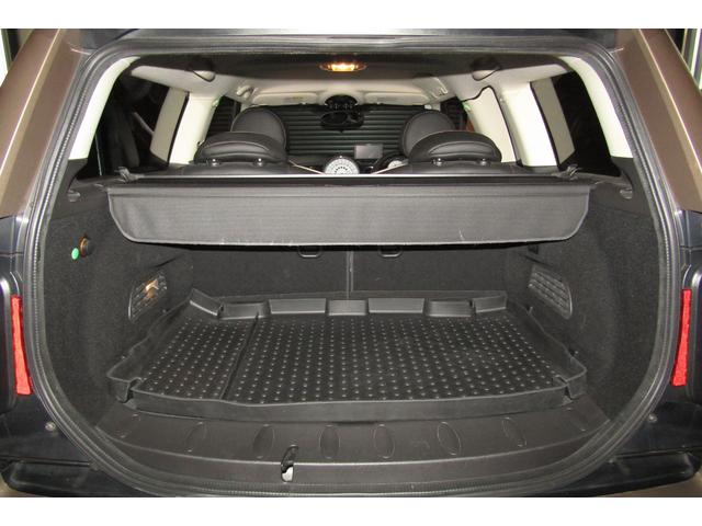 MINI クーパーS クラブマン R55最終後期型 特別限定車ボンドストリート 禁煙車 本革シート シートヒーター ナビTV ETC オートライト オートワイパー ボンネットステッカー新品張替 タイヤ4本新品 消耗部品交換実施(16枚目)