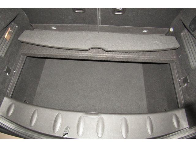 MINI クーパーS クラブマン R55最終後期型 特別限定車ボンドストリート 禁煙車 本革シート シートヒーター ナビTV ETC オートライト オートワイパー ボンネットステッカー新品張替 タイヤ4本新品 消耗部品交換実施(22枚目)