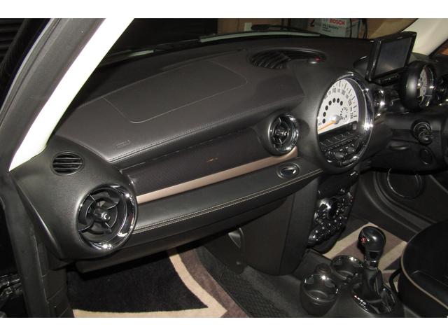 MINI クーパーS クラブマン R55最終後期型 特別限定車ボンドストリート 禁煙車 本革シート シートヒーター ナビTV ETC オートライト オートワイパー ボンネットステッカー新品張替 タイヤ4本新品 消耗部品交換実施(36枚目)