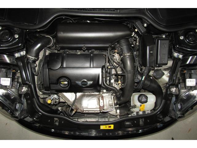 MINI クーパーS クラブマン R55最終後期型 特別限定車ボンドストリート 禁煙車 本革シート シートヒーター ナビTV ETC オートライト オートワイパー ボンネットステッカー新品張替 タイヤ4本新品 消耗部品交換実施(39枚目)