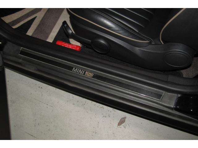 MINI クーパーS クラブマン R55最終後期型 特別限定車ボンドストリート 禁煙車 本革シート シートヒーター ナビTV ETC オートライト オートワイパー ボンネットステッカー新品張替 タイヤ4本新品 消耗部品交換実施(68枚目)