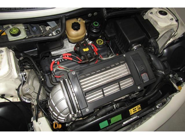 ＭＩＮＩ クーパーＳ　Ｒ５３後期　６速ＭＴ　ＪＣＷエアロダイナミックパッケージ（フルエアロ）　天張り張替済み　ヘッドライトレンズ磨き＆クリア塗装済　クランクプーリー交換　ブラック１７ＡＷ　ＥＴＣ　コクピットクロノパッケージ（31枚目）