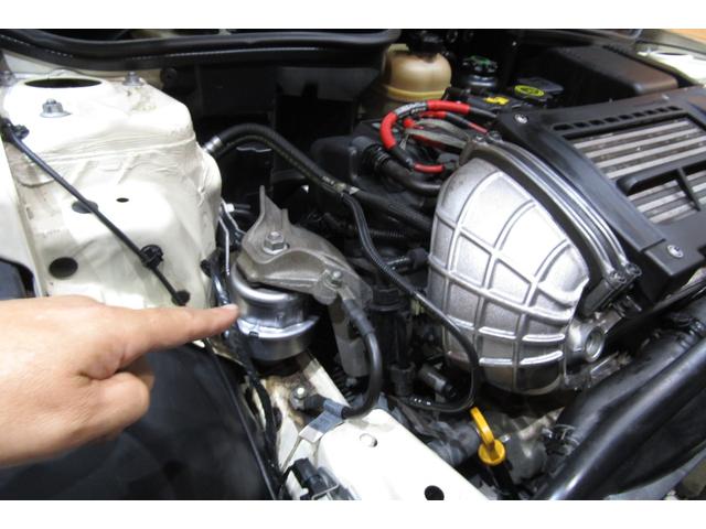 ＭＩＮＩ クーパーＳ　Ｒ５３後期　６速ＭＴ　ＪＣＷエアロダイナミックパッケージ（フルエアロ）　天張り張替済み　ヘッドライトレンズ磨き＆クリア塗装済　クランクプーリー交換　ブラック１７ＡＷ　ＥＴＣ　コクピットクロノパッケージ（33枚目）