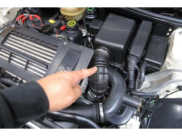 ＭＩＮＩ クーパーＳ　Ｒ５３後期　６速ＭＴ　ＪＣＷエアロダイナミックパッケージ（フルエアロ）　天張り張替済み　ヘッドライトレンズ磨き＆クリア塗装済　クランクプーリー交換　ブラック１７ＡＷ　ＥＴＣ　コクピットクロノパッケージ（34枚目）