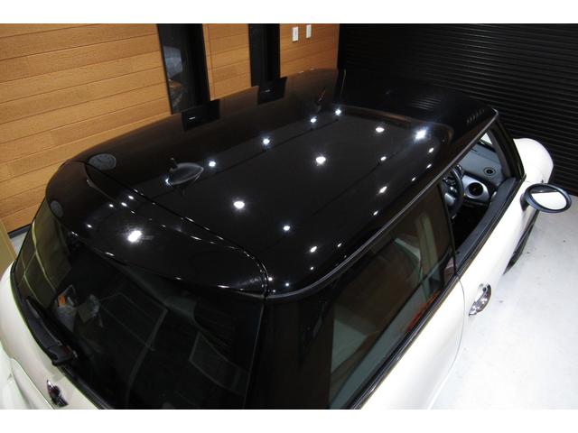 ＭＩＮＩ クーパーＳ　Ｒ５３後期　６速ＭＴ　ＪＣＷエアロダイナミックパッケージ（フルエアロ）　天張り張替済み　ヘッドライトレンズ磨き＆クリア塗装済　クランクプーリー交換　ブラック１７ＡＷ　ＥＴＣ　コクピットクロノパッケージ（49枚目）