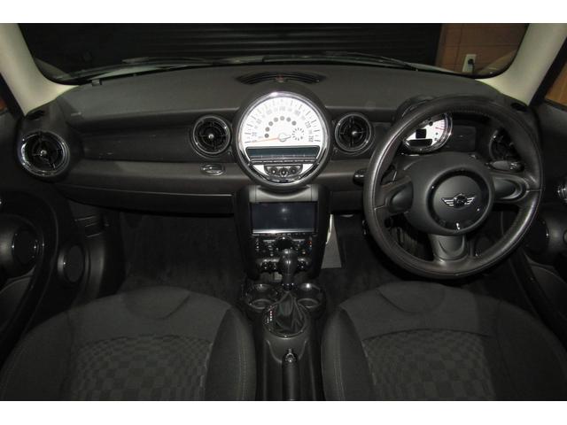MINI クーパーS R56最終後期型 1オーナー車 禁煙車 カーポート保管車 インナーブラックヘッドライト ナビ フルセグTV バックカメラ ETC 消耗部品交換実施後ご納車 クロームラインインテリア&エクステリア(11枚目)