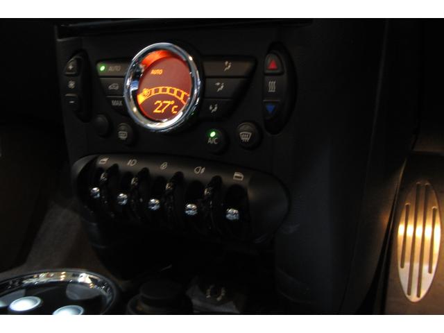 MINI クーパーS R56最終後期型 1オーナー車 禁煙車 カーポート保管車 インナーブラックヘッドライト ナビ フルセグTV バックカメラ ETC 消耗部品交換実施後ご納車 クロームラインインテリア&エクステリア(29枚目)