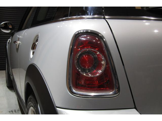 MINI クーパーS R56最終後期型 1オーナー車 禁煙車 カーポート保管車 インナーブラックヘッドライト ナビ フルセグTV バックカメラ ETC 消耗部品交換実施後ご納車 クロームラインインテリア&エクステリア(46枚目)