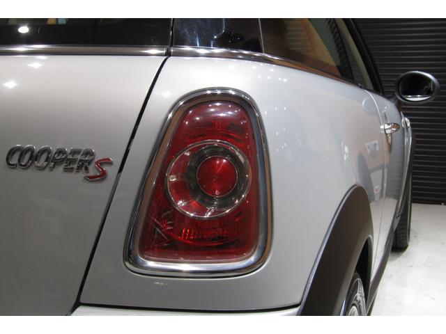 MINI クーパーS R56最終後期型 1オーナー車 禁煙車 カーポート保管車 インナーブラックヘッドライト ナビ フルセグTV バックカメラ ETC 消耗部品交換実施後ご納車 クロームラインインテリア&エクステリア(47枚目)