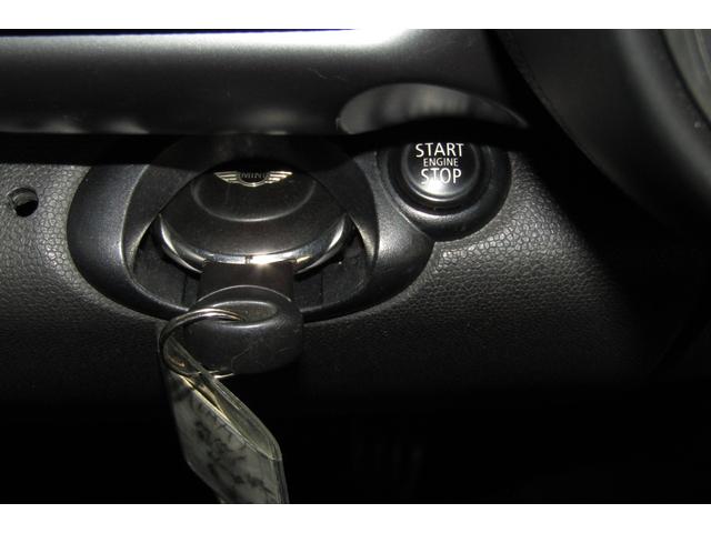 MINI クーパーS クロスオーバー オール4 最終後期 4WD 6速MT ビルシュタイン車高調 17AW REMUS製マフラー JCWフロントスポイラー アームレスト ETC ケンウッド製ナビTV Bluetooth バックカメラ バッテリー新品(34枚目)