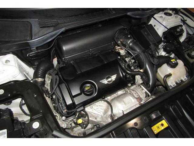 MINI クーパーS クロスオーバー オール4 最終後期 4WD 6速MT ビルシュタイン車高調 17AW REMUS製マフラー JCWフロントスポイラー アームレスト ETC ケンウッド製ナビTV Bluetooth バックカメラ バッテリー新品(40枚目)