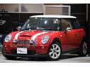 ＭＩＮＩ クーパーＳ　最終後期型　整備点検記録簿完備　禁煙車　消耗品交換実施　クーパーＳ　６速ＡＴ　アディショナルヘッドライト　リヤセンサー　３本スポークステアリング　ＨＤＤナビ　ＣＤ・ＤＶＤ再生　バックカメラ　ＥＴＣ（3枚目）