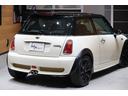 クーパーＳ　Ｒ５３後期　６速ＭＴ　ＪＣＷエアロダイナミックパッケージ（フルエアロ）　天張り張替済み　ヘッドライトレンズ磨き＆クリア塗装済　クランクプーリー交換　ブラック１７ＡＷ　ＥＴＣ　コクピットクロノパッケージ（39枚目）