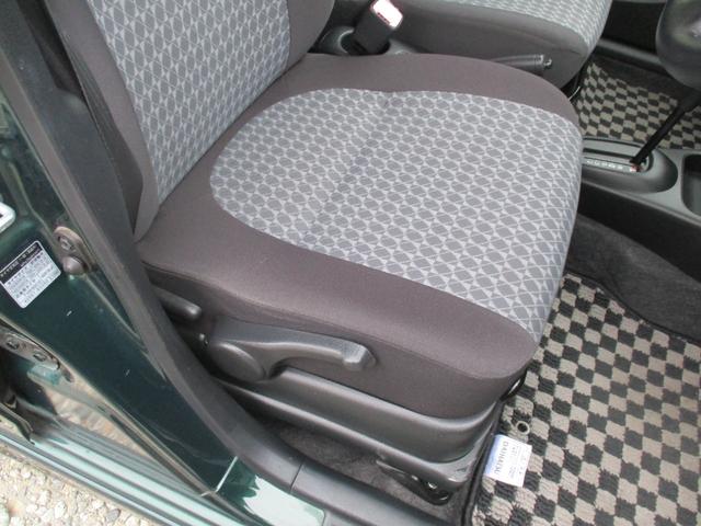 ミラジーノ ミニライト　１オーナー　ＨＩＤ　キーレス　ＭＯＭＯステアリング　リアスポイラー　フォグライト　ＣＤ　純正１５インチアルミ　オートエアコン（24枚目）