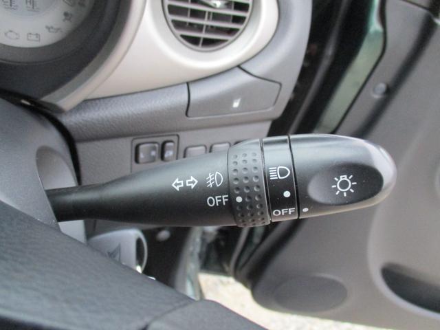 ミラジーノ ミニライト　１オーナー　ＨＩＤ　キーレス　ＭＯＭＯステアリング　リアスポイラー　フォグライト　ＣＤ　純正１５インチアルミ　オートエアコン（29枚目）